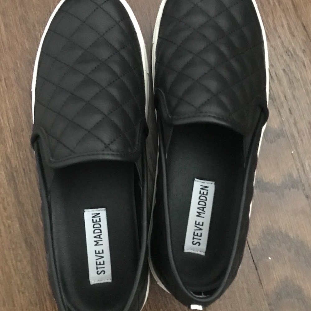Adorable Black Steve Madden Shoes